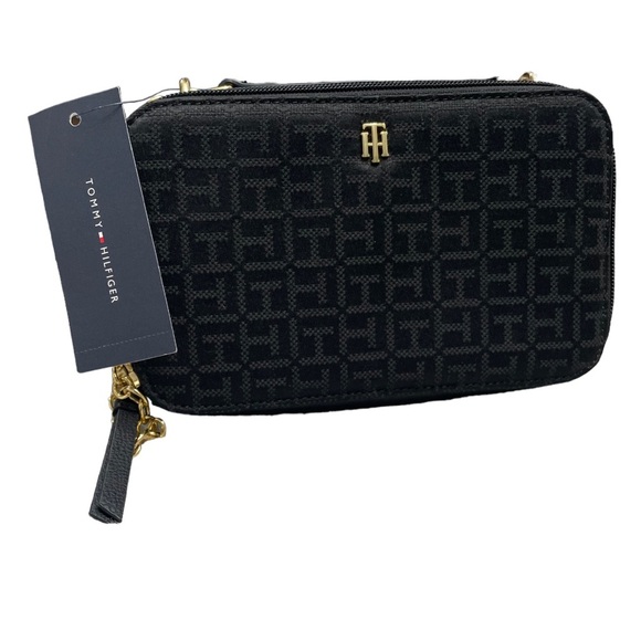 Tommy Hilfiger Bags, color black New original - Picture 1 of 11